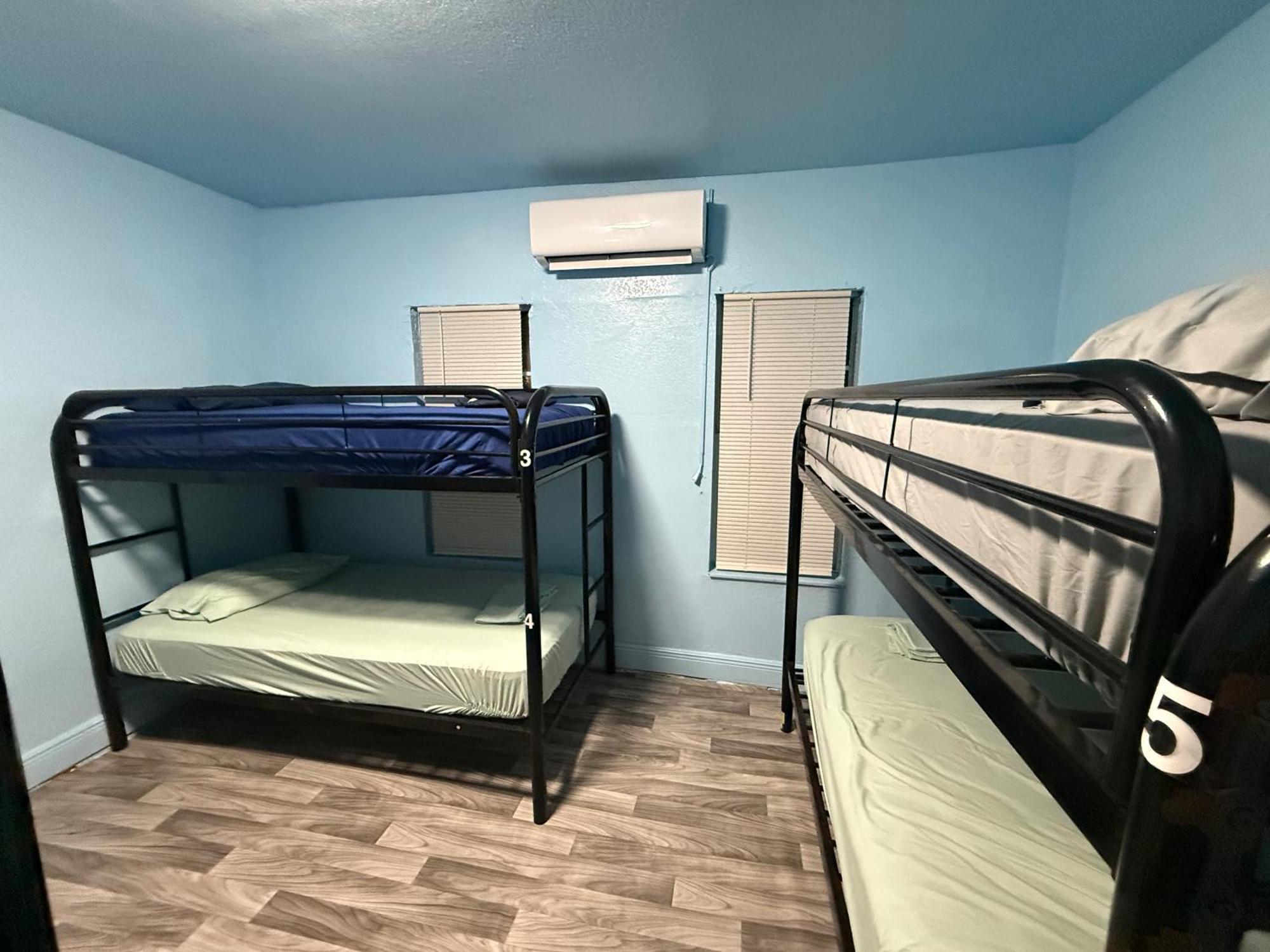 Hostel Paradiso